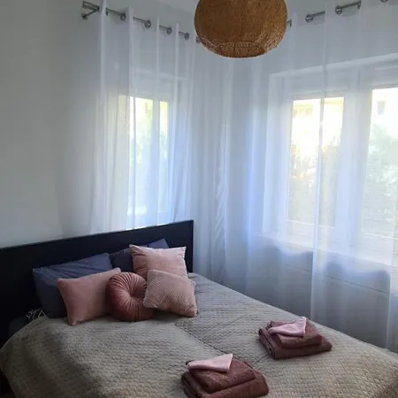 Goclaw Getaway Near National Stadium Варшава