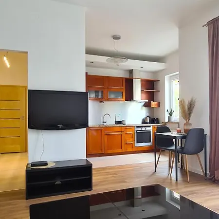 Goclaw Getaway Near National Stadium Apartment Warsaw