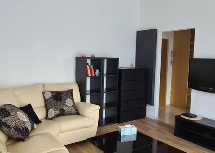 Goclaw Getaway Near National Stadium Apartment *