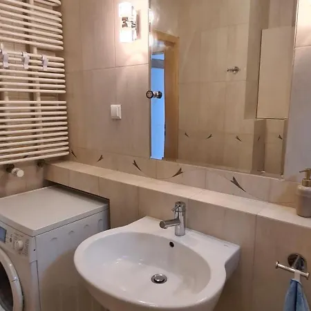 Goclaw Getaway Near National Stadium Varsovia